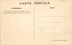 VINTAGE POSTCARD Boat Caraque Building of load