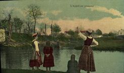 VINTAGE POSTCARD Fantasy Women L call to the frontier runner chart toilee