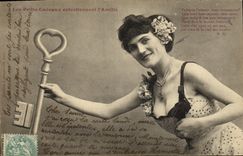 CPA Fantaisie Femme Les petits cadeaux entretiennent l amitie Cle 