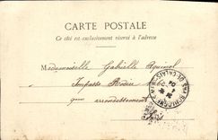 CPA Fantaisie Femme Journaux comiques Paris Chante