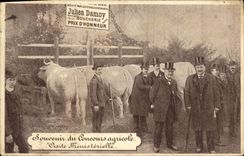 VINTAGE POSTCARD To remember of the agricultural show Juien Damoy Oxen Butchery