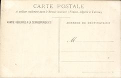 CARTE PHOTO Femmes en tenue