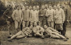 Postal photo Militaria los soldados 22 de noviembre de 1918 en los collares numera 112 67 94 313