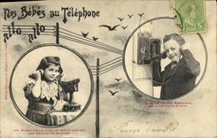 CPA Fantaisie Nos bebes au telephone