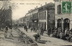 CPA Algerie Medea Rue de l hotel de ville