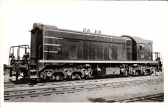 VINTAGE POSTCARD Locomotive Standard Electric Diesel train has 1 Has 1 A' SErie 040 DA