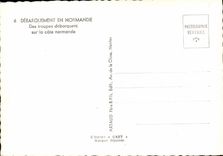 CPM Militaria 2eme guerre mondiale Debarquement de Normandie Des troupes debarquement sur al cote normande