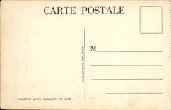 Bici del motor del grupo de Militaria de la POSTAL de la VENDIMIA que pasa un vado