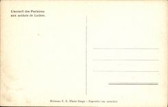 VINTAGE POSTCARD Militaria the reception of Parisian with the soldiers of Leclerc