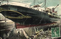 La col rizada de Le Havre del barco de la POSTAL de la VENDIMIA fija el cig de ella