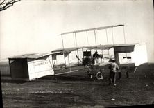 REPRO Paris Farman on the ground