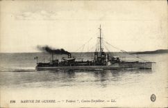 CPA Bateau Marine de Guerre Trident Contre Torpilleur 