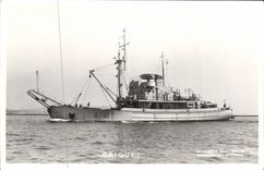 VINTAGE POSTCARD Boat Locust
