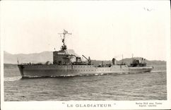 VINTAGE POSTCARD Boat the Gladiator