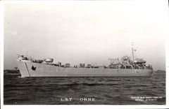 VINTAGE POSTCARD Bateau LST Decorates