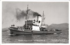 VINTAGE POSTCARD Tow boat Baits