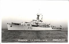 CPA Bateau Fregate La Confiance