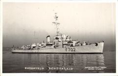 CPA Bateau Escorteur Senegalais