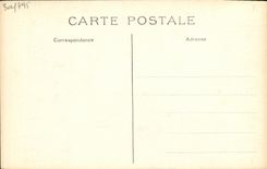 VINTAGE POSTCARD Museum Carnavalet Manon ¨hilipon