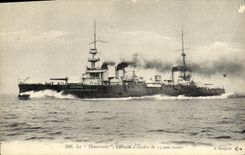 CPA Bateau La Democratie Cuirasse d'escadre