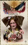 CPM Victoire Alsace Drapeau Femme