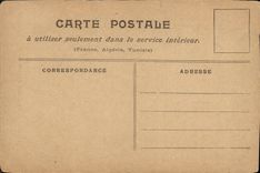 CPA La petite fileuse Folklore 