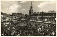 CPA Ostende en fete Place d'armes Hotel de ville 