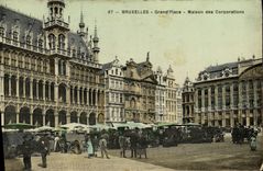 VINTAGE POSTCARD Brussels Grand places Maison of the Marche corporations