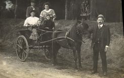 Real photo Barouche in family Mehun Horse on Yevre