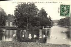 CPA Chateau de Dampierre L'ile et l'etang Cygnes 