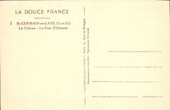 CPA La Douce France St Germain En Laye Le Chateau La Cour d'Honneur