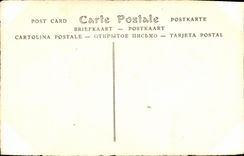 POSTAL Marie Antonieta de la VENDIMIA que escucha la lectura de su cuenta de la prisión de la acusación