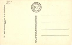 VINTAGE POSTCARD Marie Antoinette leaving the Paris Caretaker's lodge