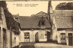 Interior de Brujas de la POSTAL de la VENDIMIA de Beguinage