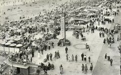 VINTAGE POSTCARD Ostend Seen of the Beach