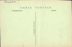 CPA Paris Expostition des arts decoratifs Vue generale sur l'esplanade des invalides