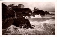 CPA Biarritz Effet de vague au port vieux