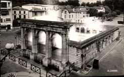 MODERN CARD Dax the warm water source Fountain of Nehe Caleique