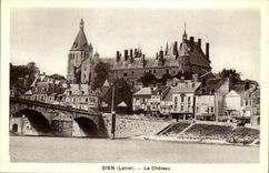 VINTAGE POSTCARD Gien the Castle
