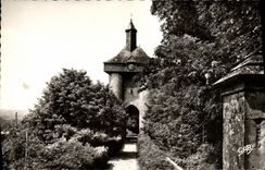 CPM Chateau Renault La Porte Fortifiee