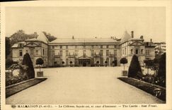 CPA Malmaison Le Chateau Facade est et cour d'honneur