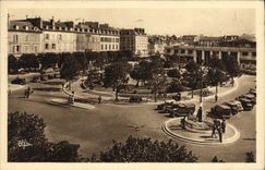 CPA Pau Place Georges Clemenceau