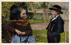VINTAGE POSTCARD Hansel Liesel Children Folklore