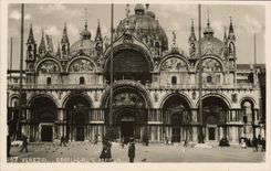 VINTAGE POSTCARD Venezia Basilico S Marco
