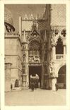 VINTAGE POSTCARD Venezia Carried It Della Carta