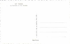 VINTAGE POSTCARD Thones the Fountain And Arcades