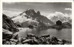 VINTAGE POSTCARD Chamonix the White Lake And the green Needle