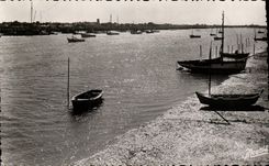 MODERN CARD the Pivot On Sea Lay