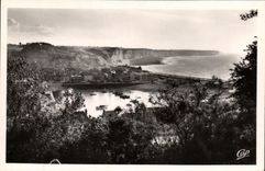 POSTAL MODERNA Fecamp visto en el puerto y los acantilados