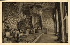 VINTAGE POSTCARD Soft France Palate De Fontainebleau Room of the queens and the empresses